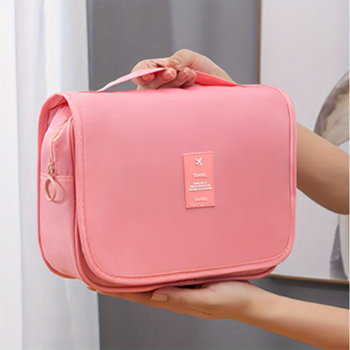 Necessarie Feminina Impermeável com Gancho