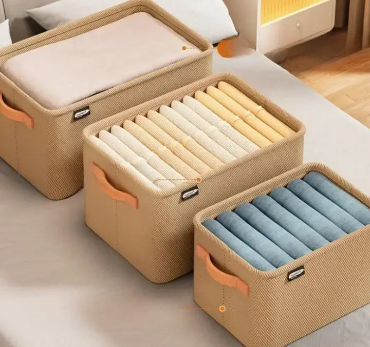 Caixa Organizadora de Roupas Premium