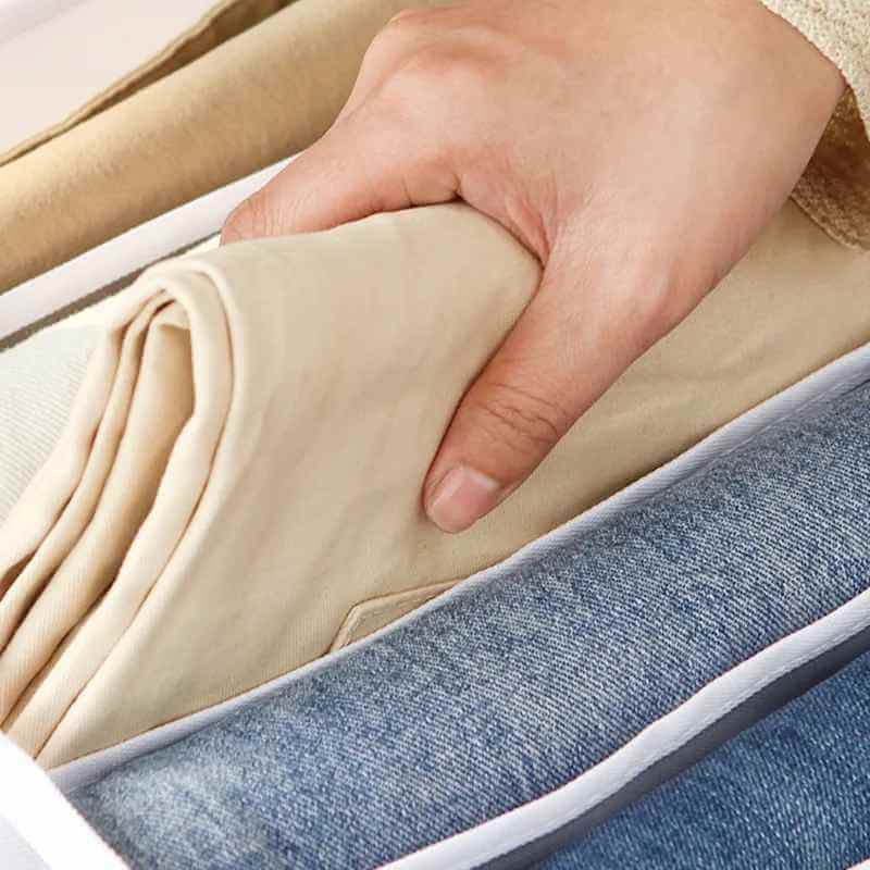 Organizador de Roupas em Náilon Maleável e Resistente