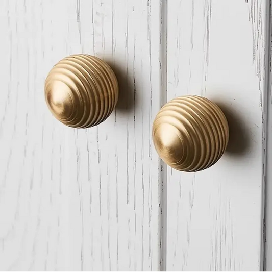 Maçaneta de Gaveta Dourada em Latão