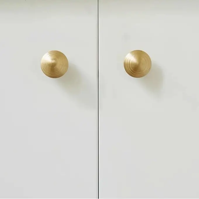 Maçaneta de Gaveta Dourada em Latão