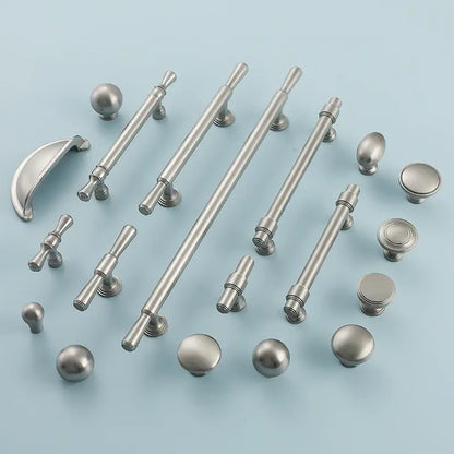 Puxadores de Móveis em Latão Prateado