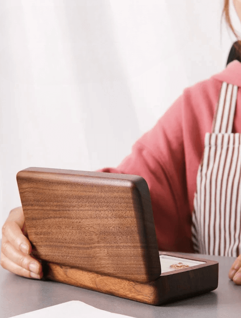 Caixa de Joias em Madeira Nobre