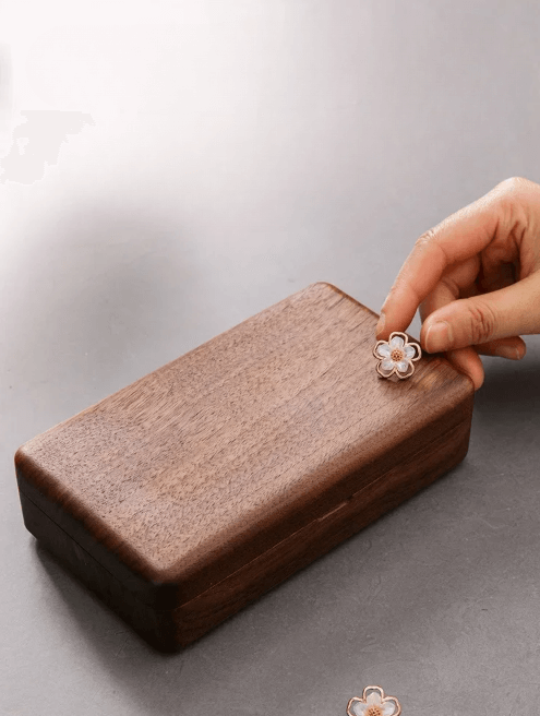 Caixa de Joias em Madeira Nobre