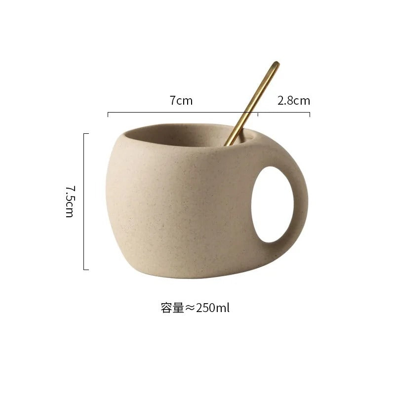Xícara e Pires Premium de Café em Cerâmica com Colher Dourada